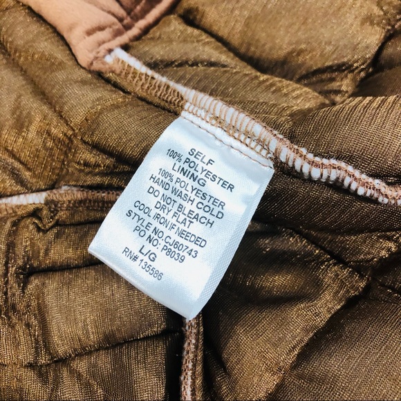 Main Strip Soft Quilted Dusty Pink Jacket - Picture 9 of 15